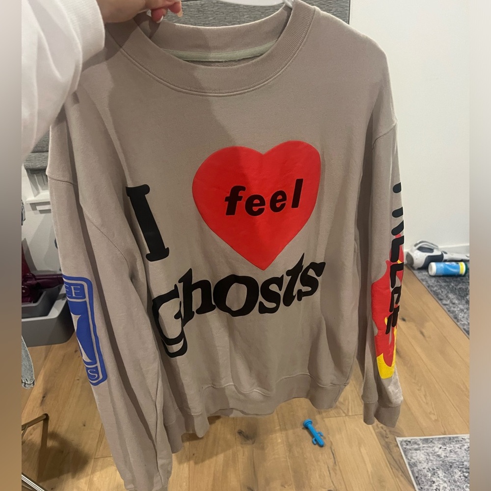I feel ghosts hoodie